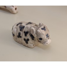 Lying cattle with indentations in the limestone, Uruk